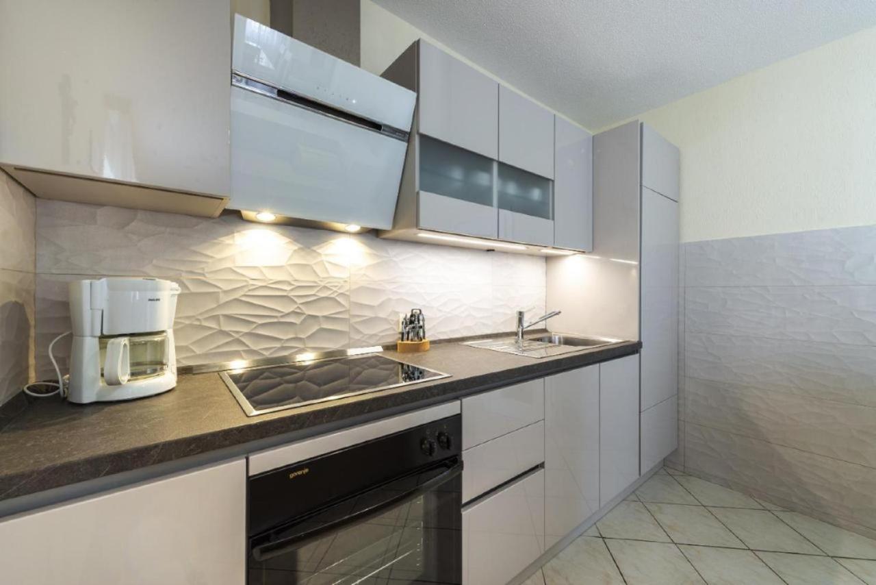 Holiday Home Swiss Cavtat Bagian luar foto