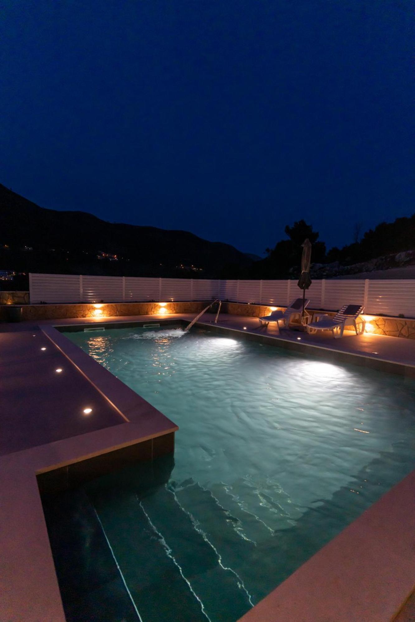Holiday Home Swiss Cavtat Bagian luar foto