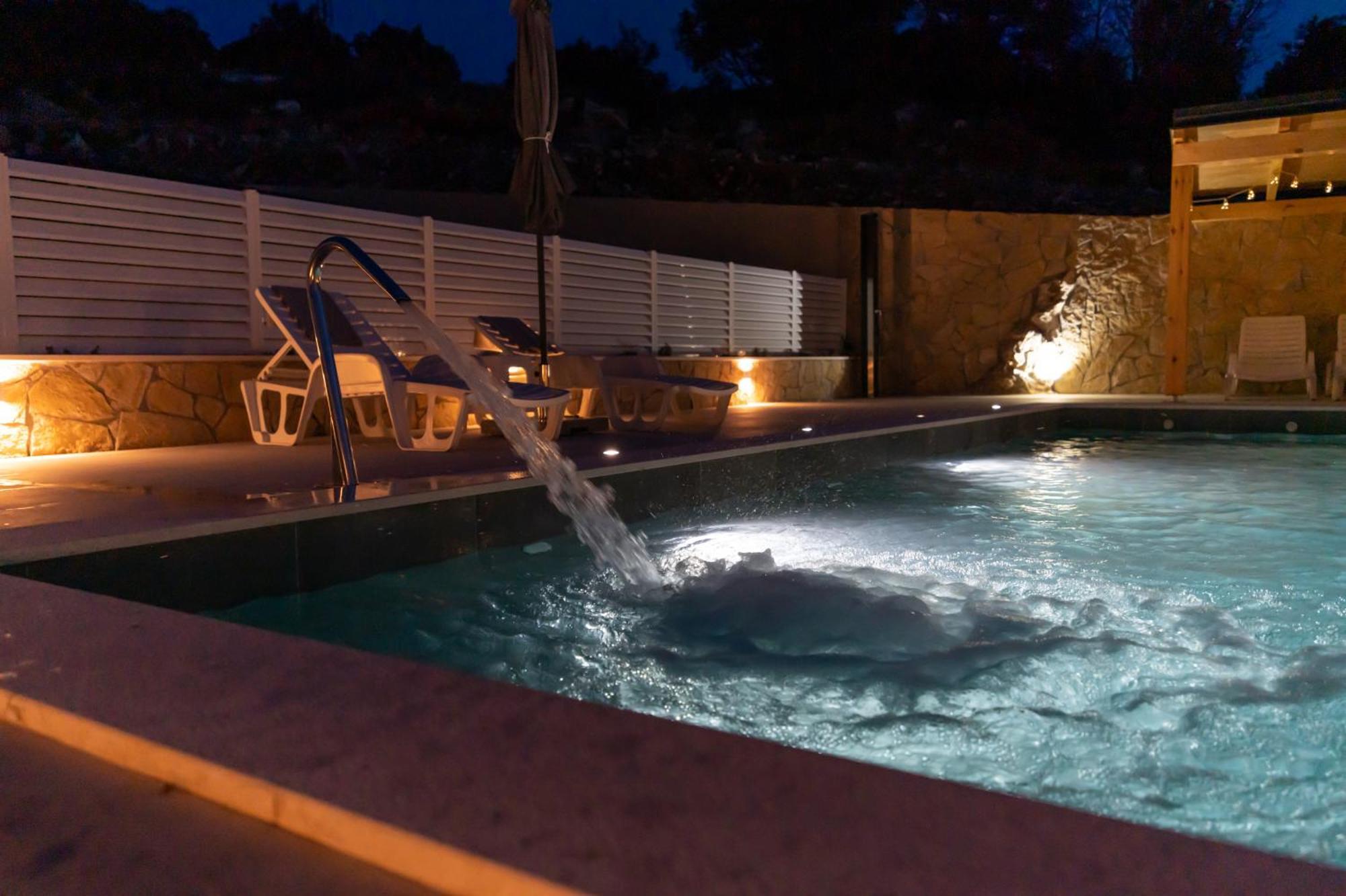 Holiday Home Swiss Cavtat Bagian luar foto
